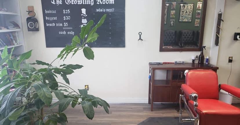 The Growling Room detail