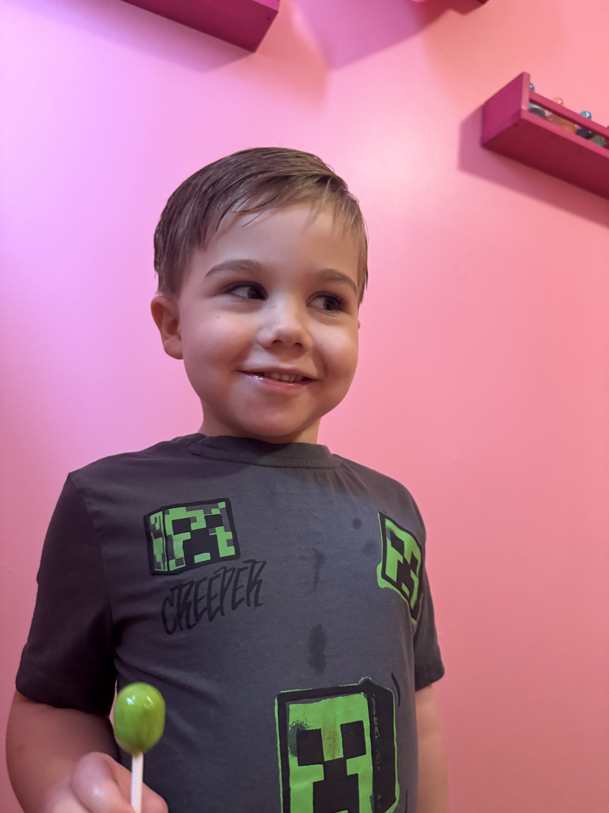 The Growling Room interior detail